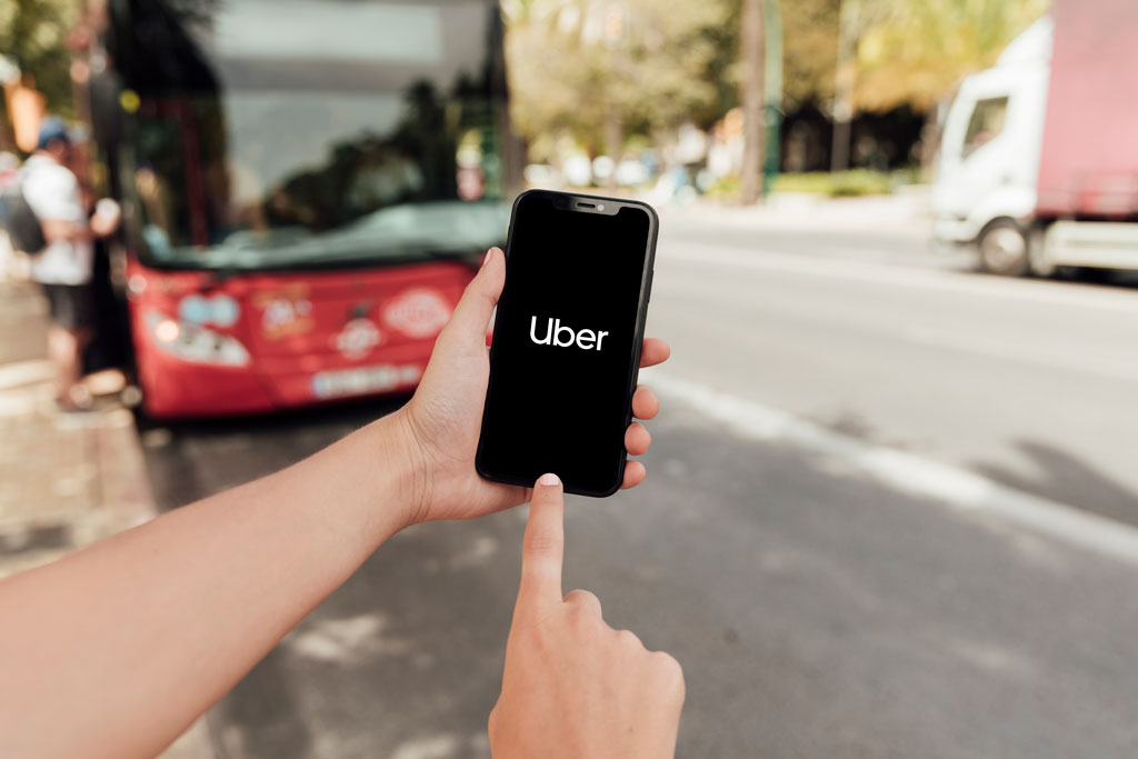 Que son Uber y Cabify y como funcionan