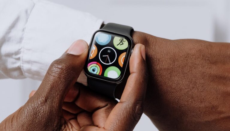¿Qué Apple Watch debería comprar para mujeres y para hombres?
