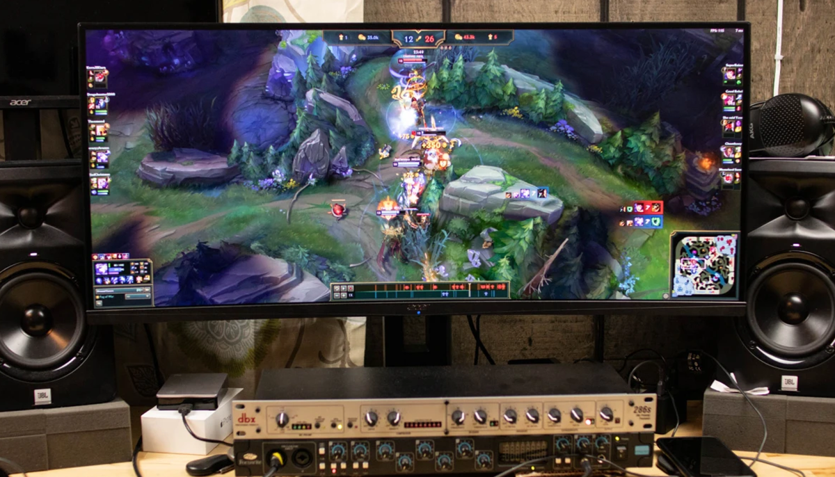Jugar al lol en pantalla panorámica