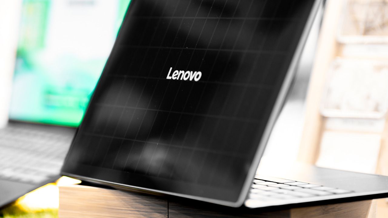 Peso y grosor del Lenovo Yoga Solar PC