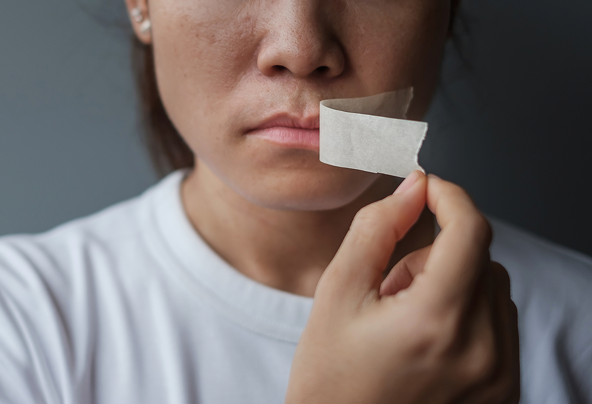 Mouth taping