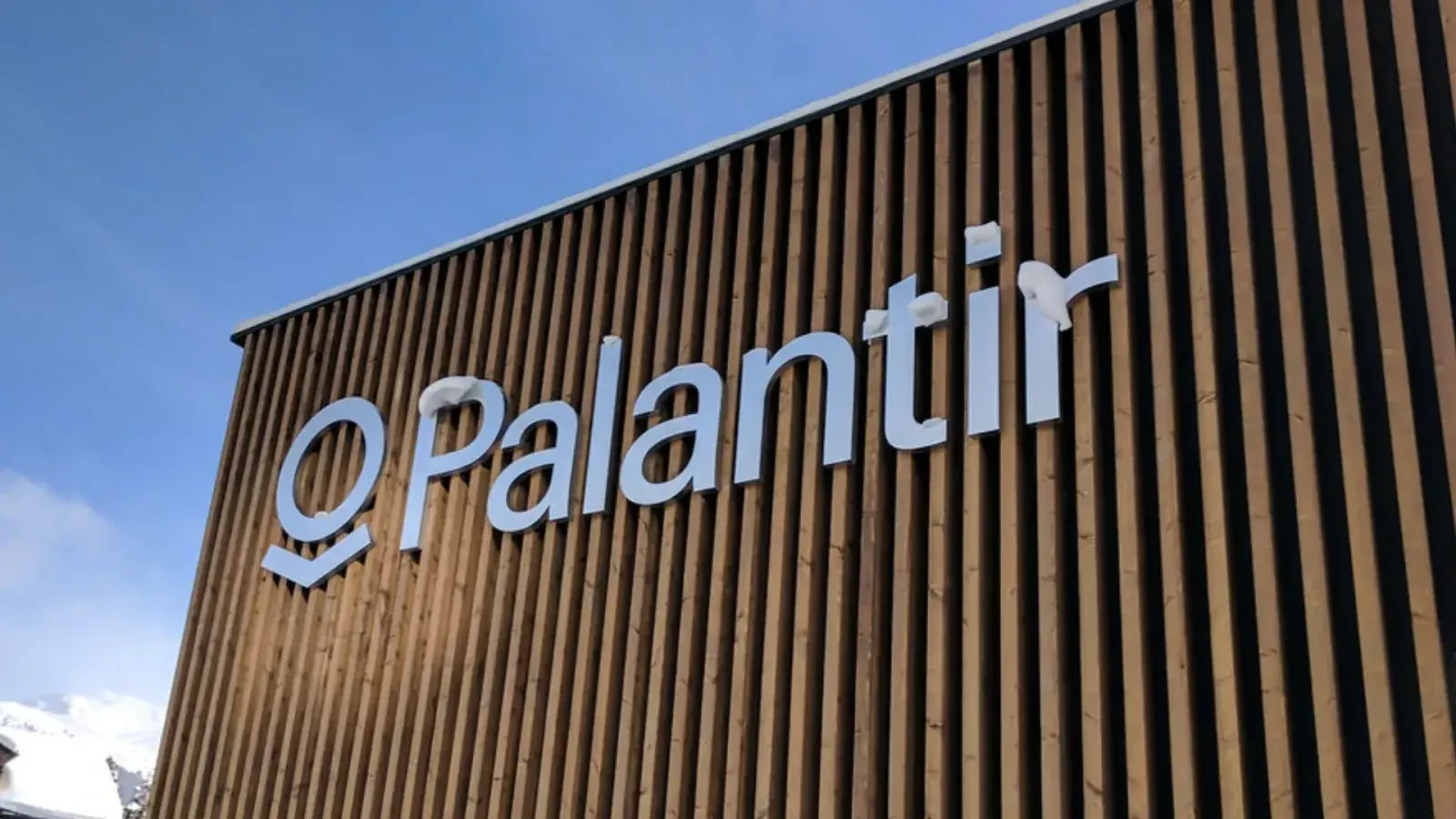 Palantir AI
