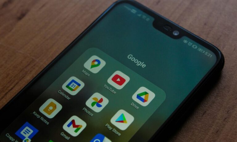 Por qué Google Fotos sube las fotos duplicadas después de cambiar de móvil