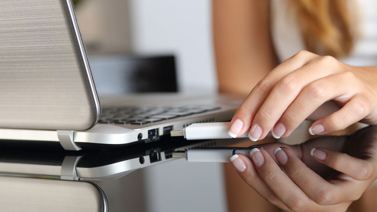 bloquear el acceso a los puertos USB-7