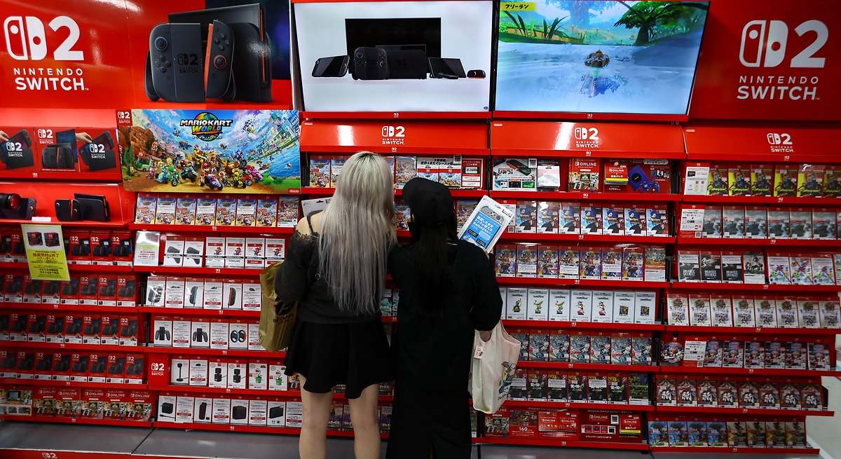 Debate formatos físicos Switch 2