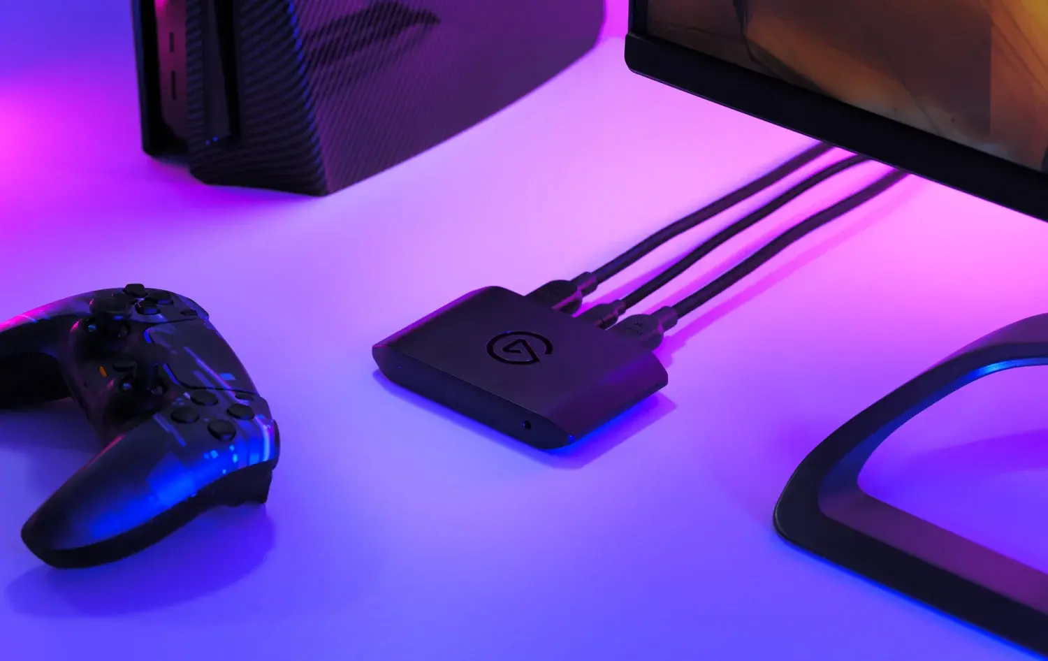 Elgato 4K S frontal y posterior