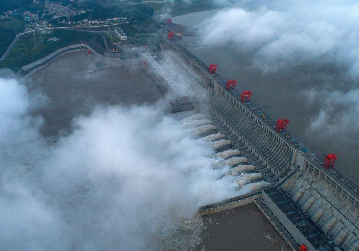 Presa de las Tres Gargantas y rotación de la Tierra