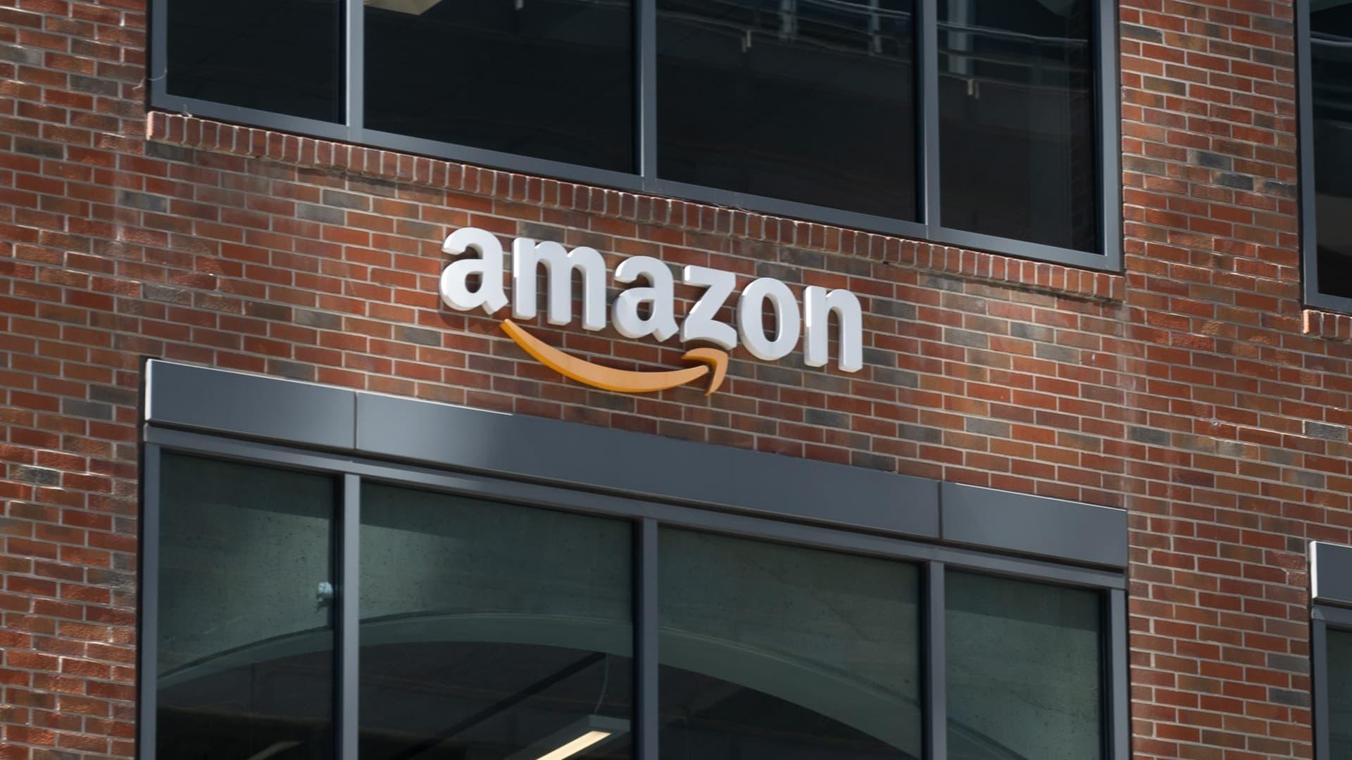dispositivo Amazon Bee AI