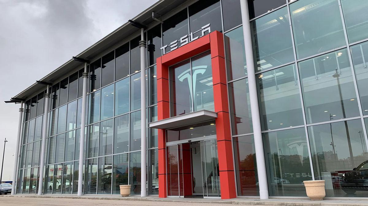 Stock Tesla Model S X Europa