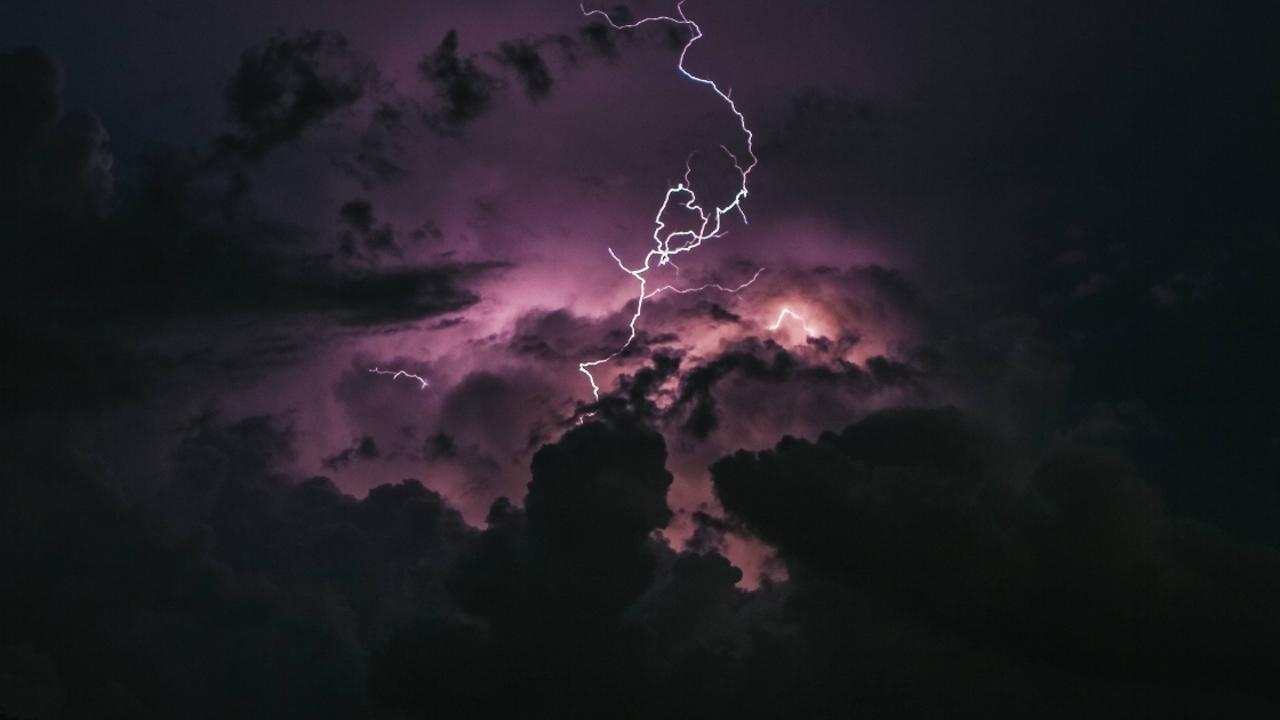 megadestello satelite tormenta