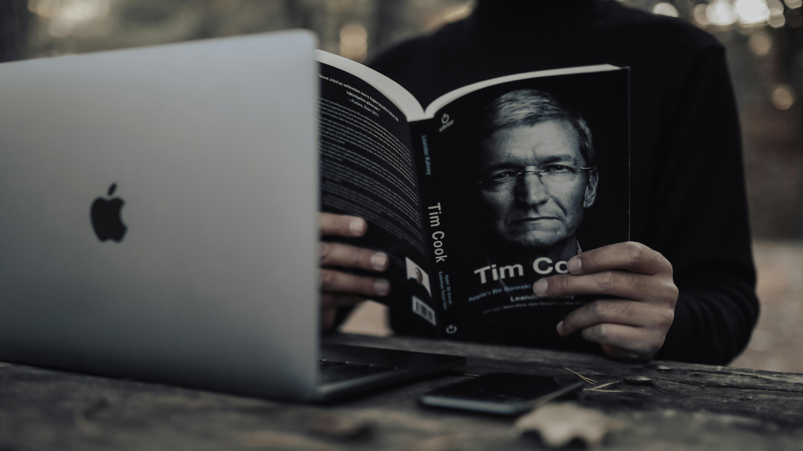 Comparativa entre Tim Cook y Steve Jobs