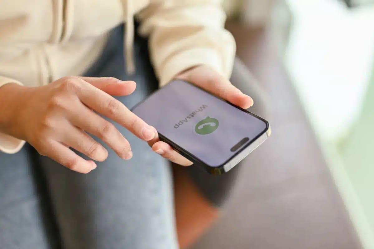 restricciones chats invitados whatsapp