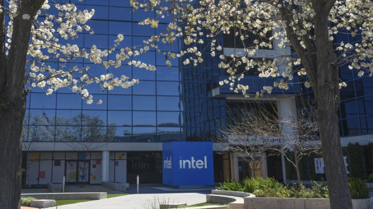 Alianza Nvidia e Intel