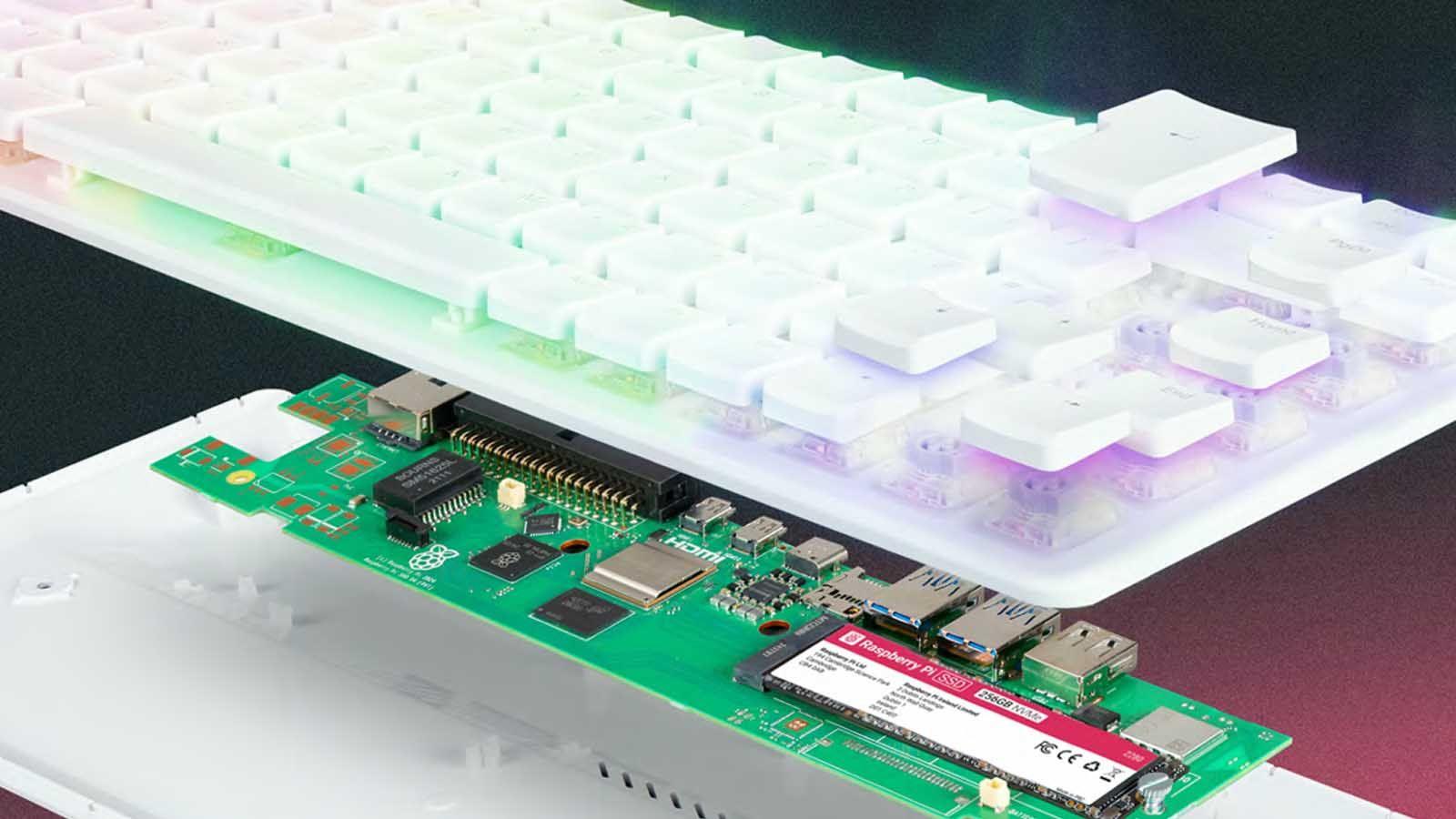 Raspberry Pi 500+ integrado en teclado
