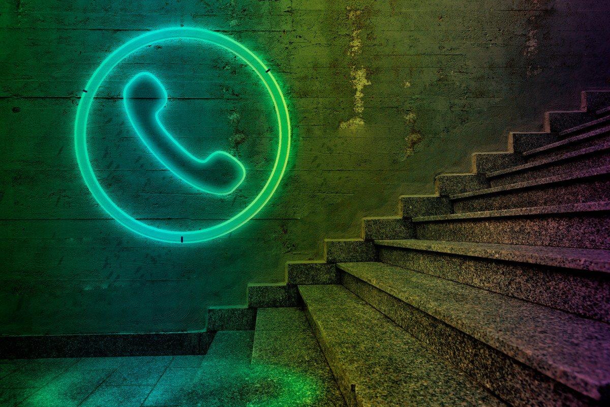 Imagen de Neon app en smartphone