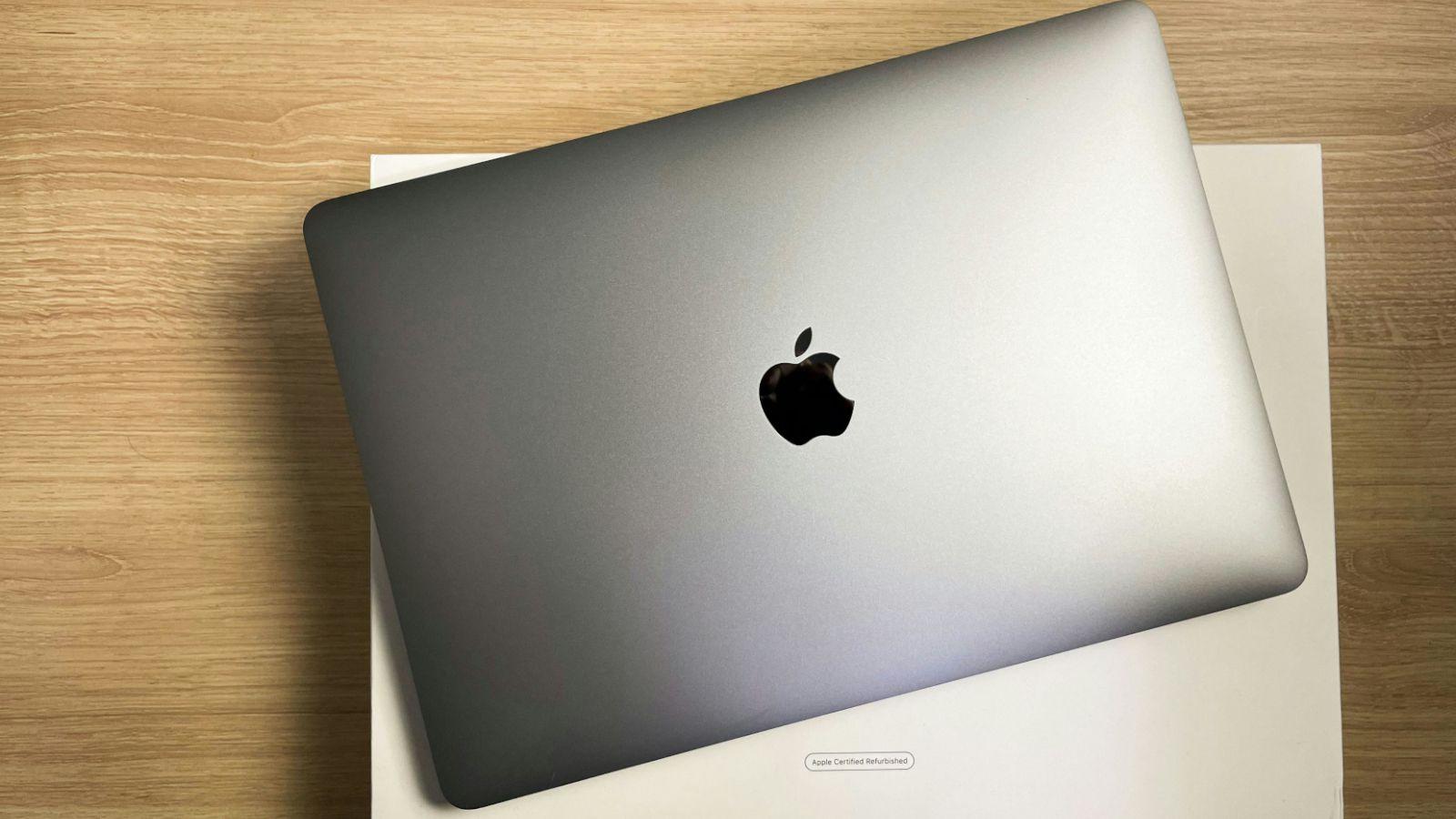 MacBook Pro con pantalla táctil