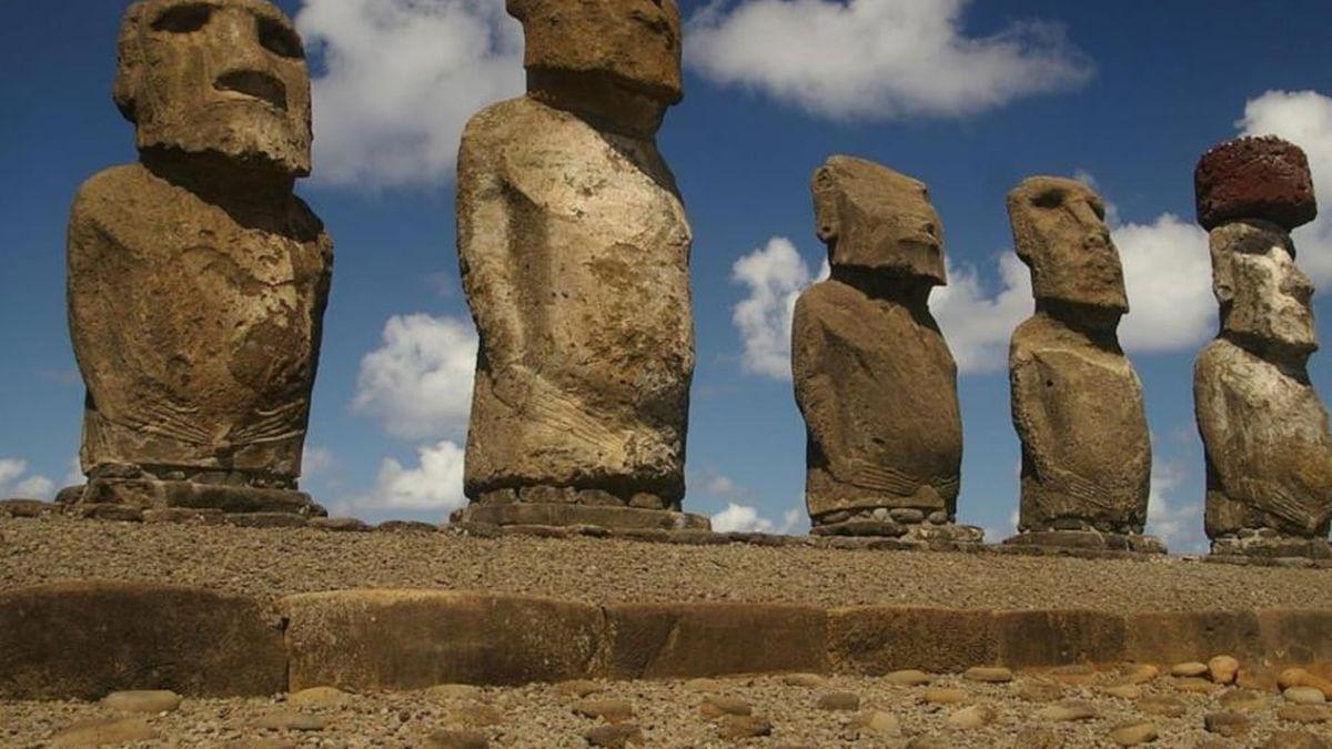 Moáis y tradición oral de Rapa Nui