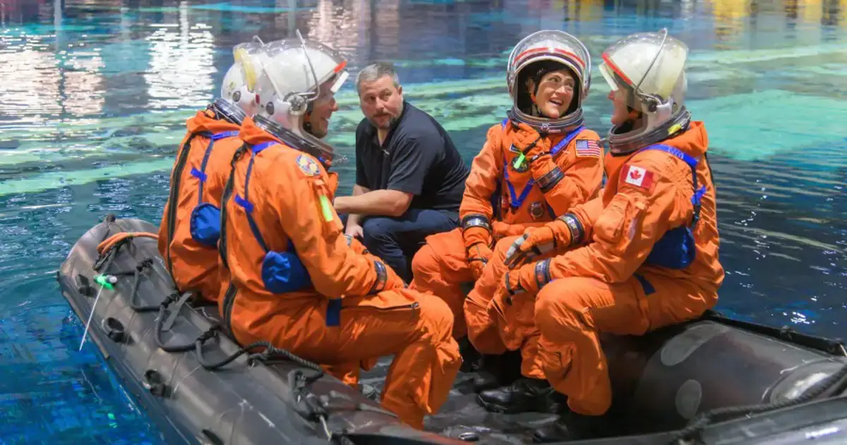 Misión Artemis II de la NASA Ilustración de la misión Artemis II alrededor de la Luna