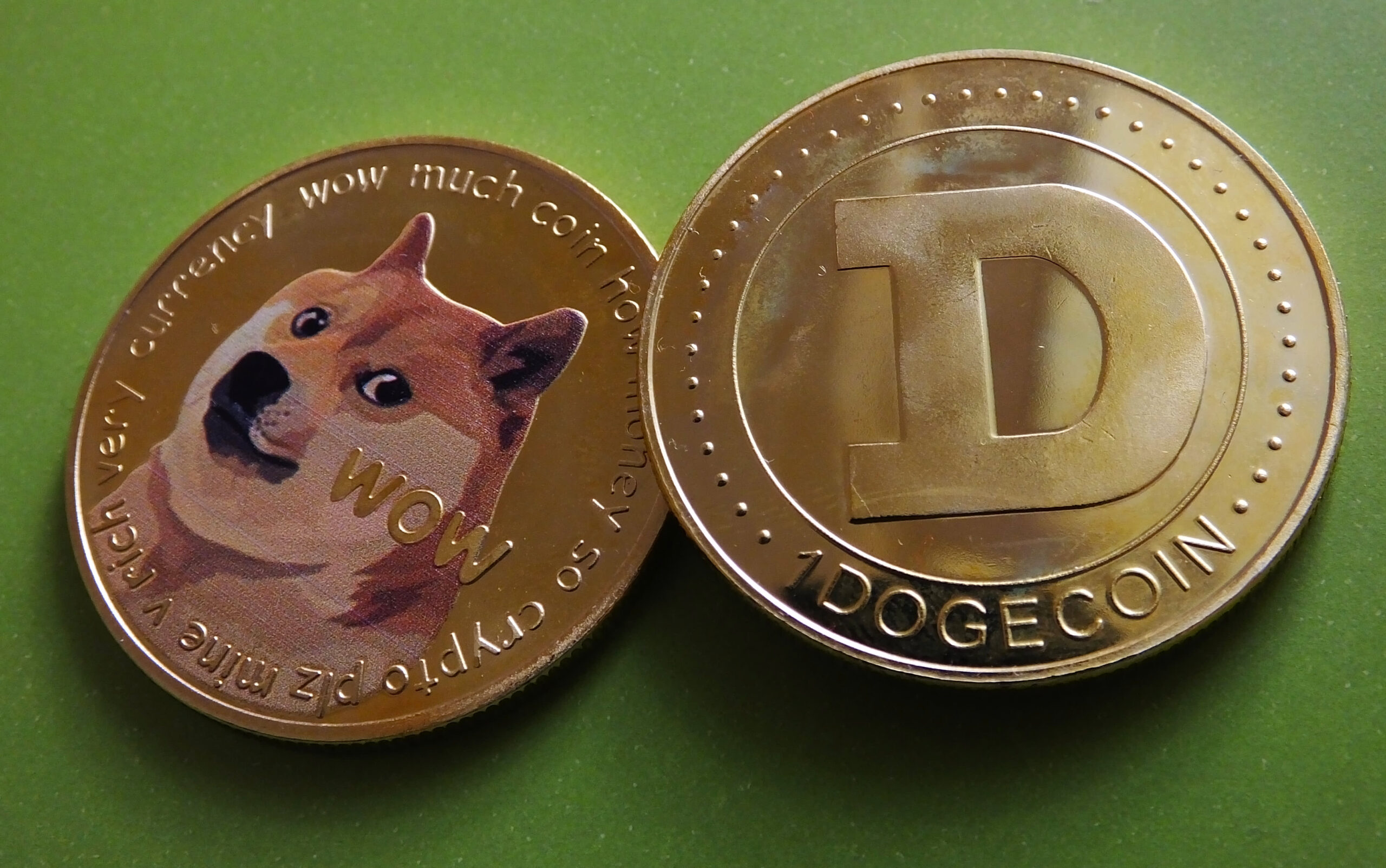 Dogecoin salta a los ETF
