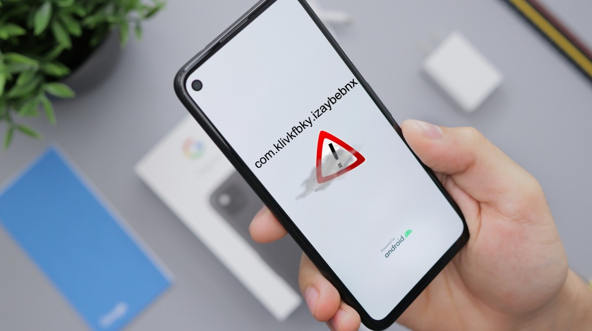 Precauciones para evitar com.klivkfbky.izaybebnx y otros virus