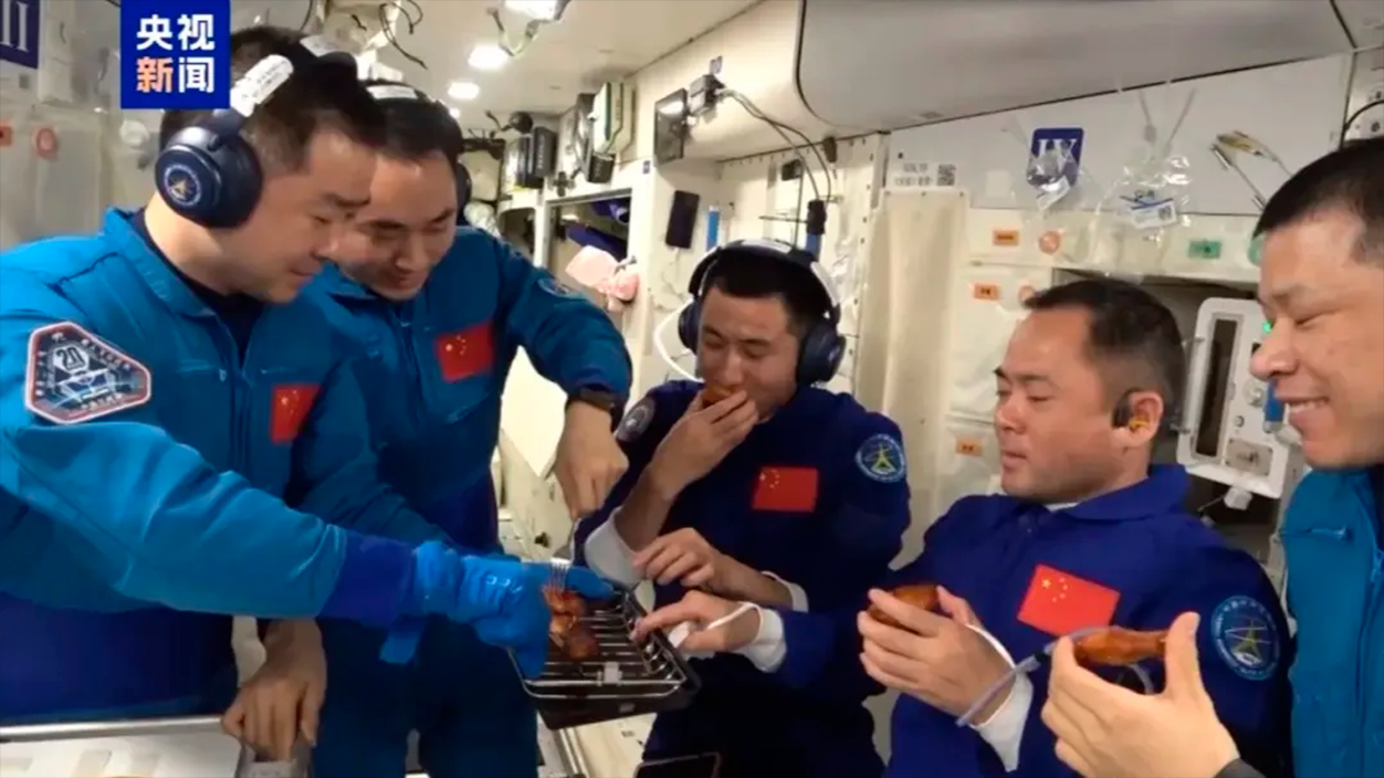 barbacoa en el espacio
