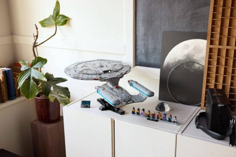 lego star trek enterprise d