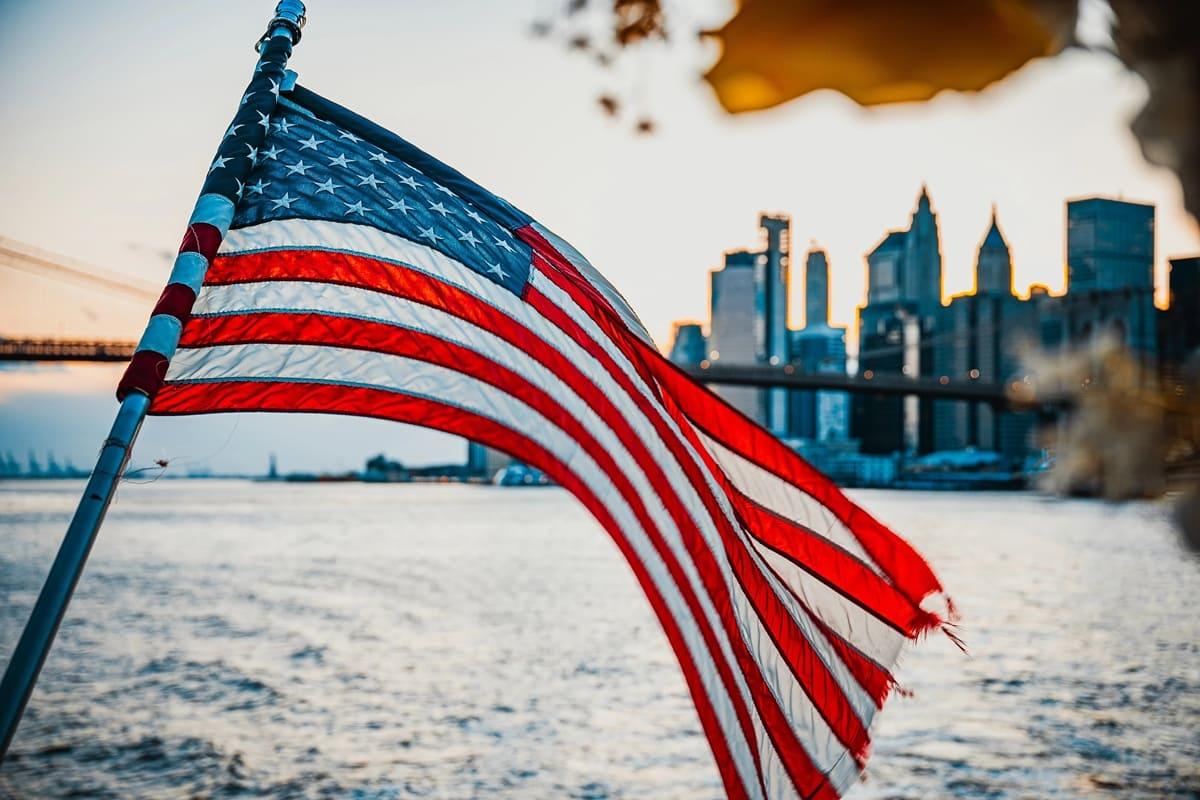 ESTA ಫಾರ್ಮ್ ಮತ್ತು ಪ್ರಯಾಣಿಕರ ಡೇಟಾ ನಿಯಂತ್ರಣ