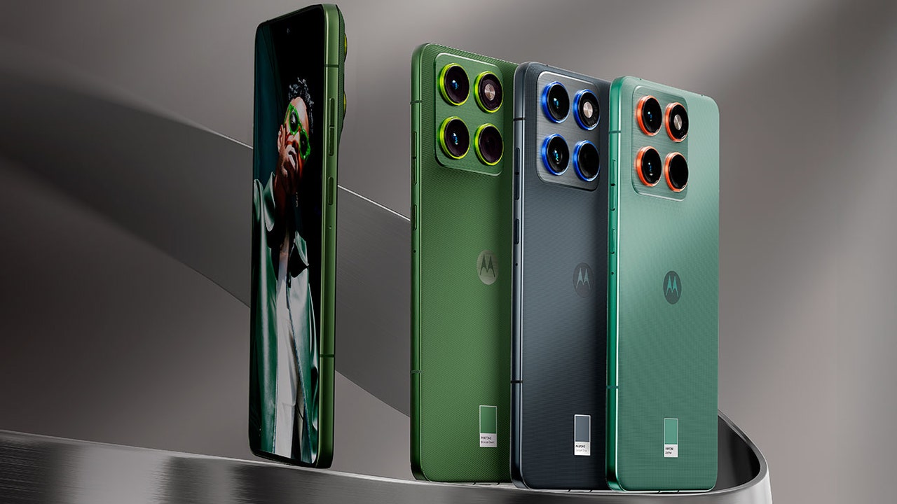 លេចធ្លាយរូបភាព Motorola Edge 70 Ultra