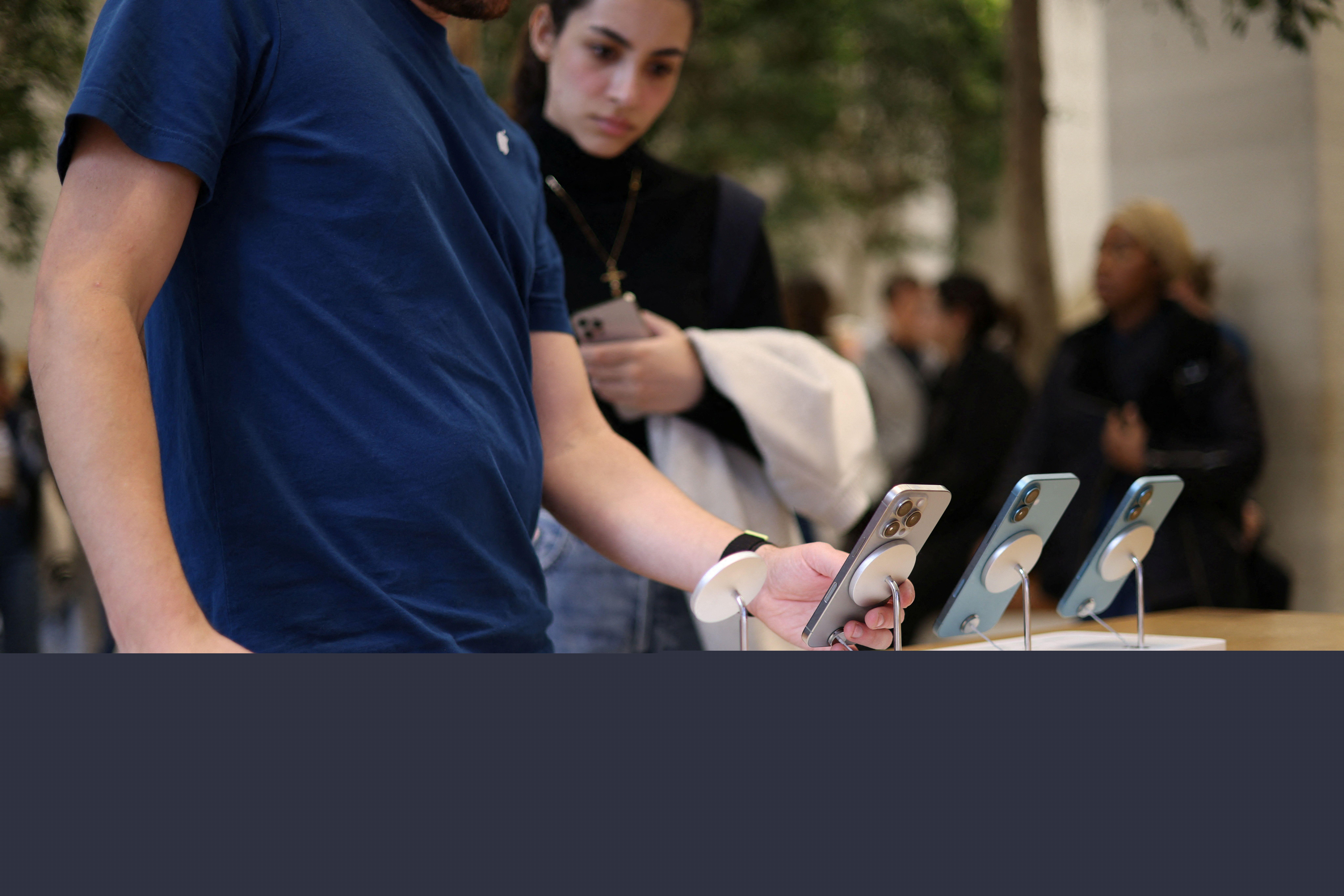 মোবাইল বিক্রির বিবর্তন মোবাইল বিক্রির বিবর্তন