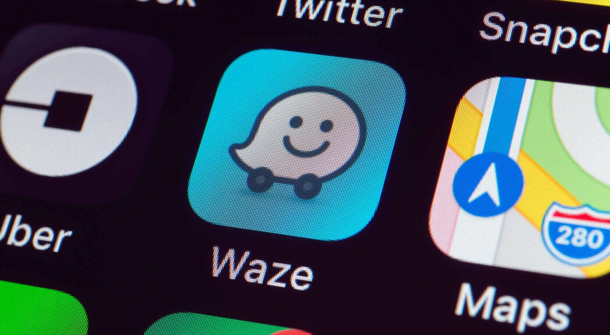 Ajustes de audio de Waze en el coche