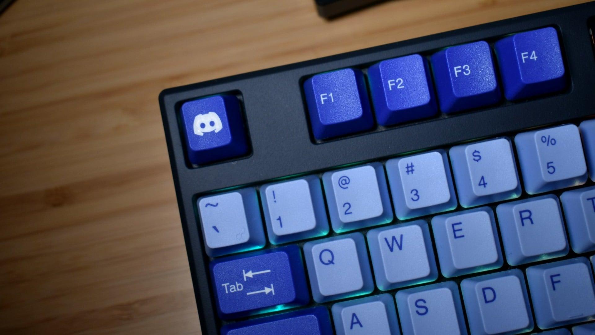 Verificación de edad y polémica en Discord