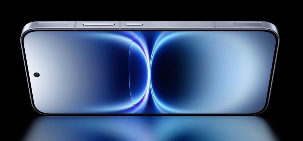 iQOO 15 Ultra smartphone gaming