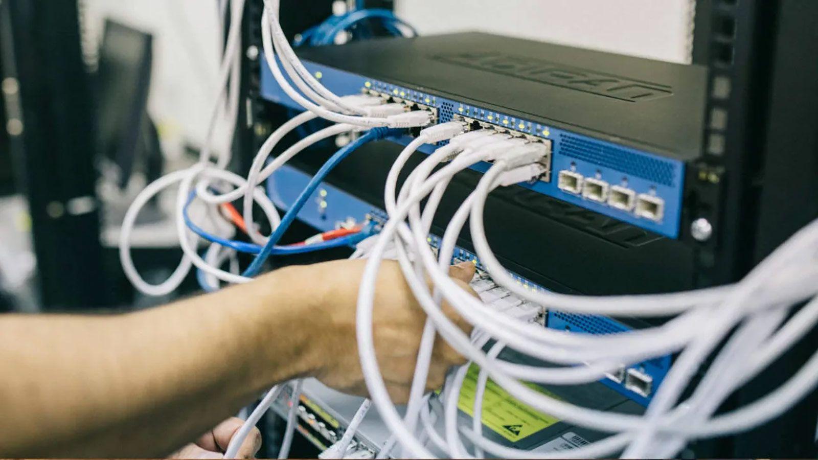 Mini Server Setup How to set up a homemade mini server step by step