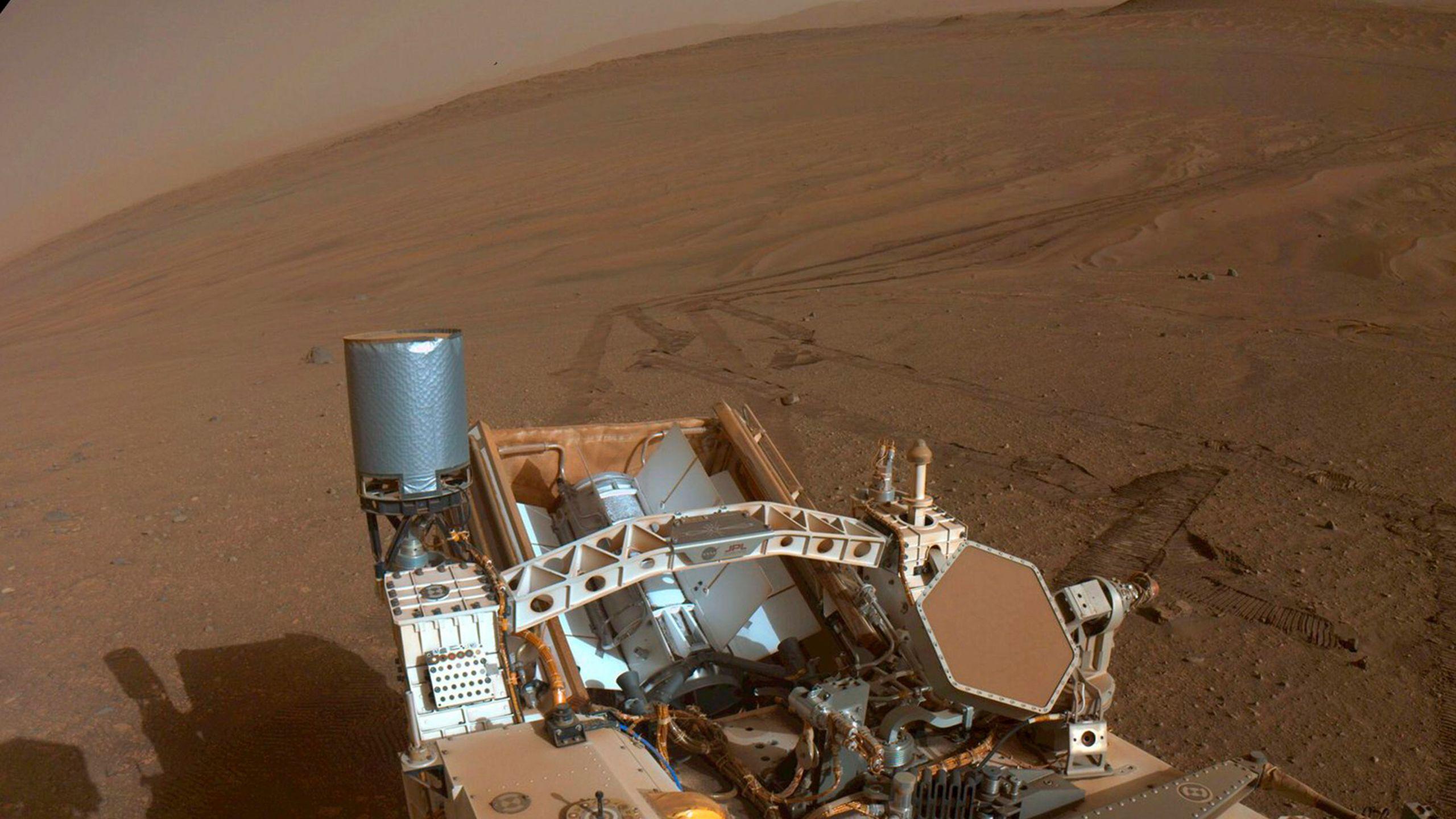 Rover en Marte con planificación de ruta por IA