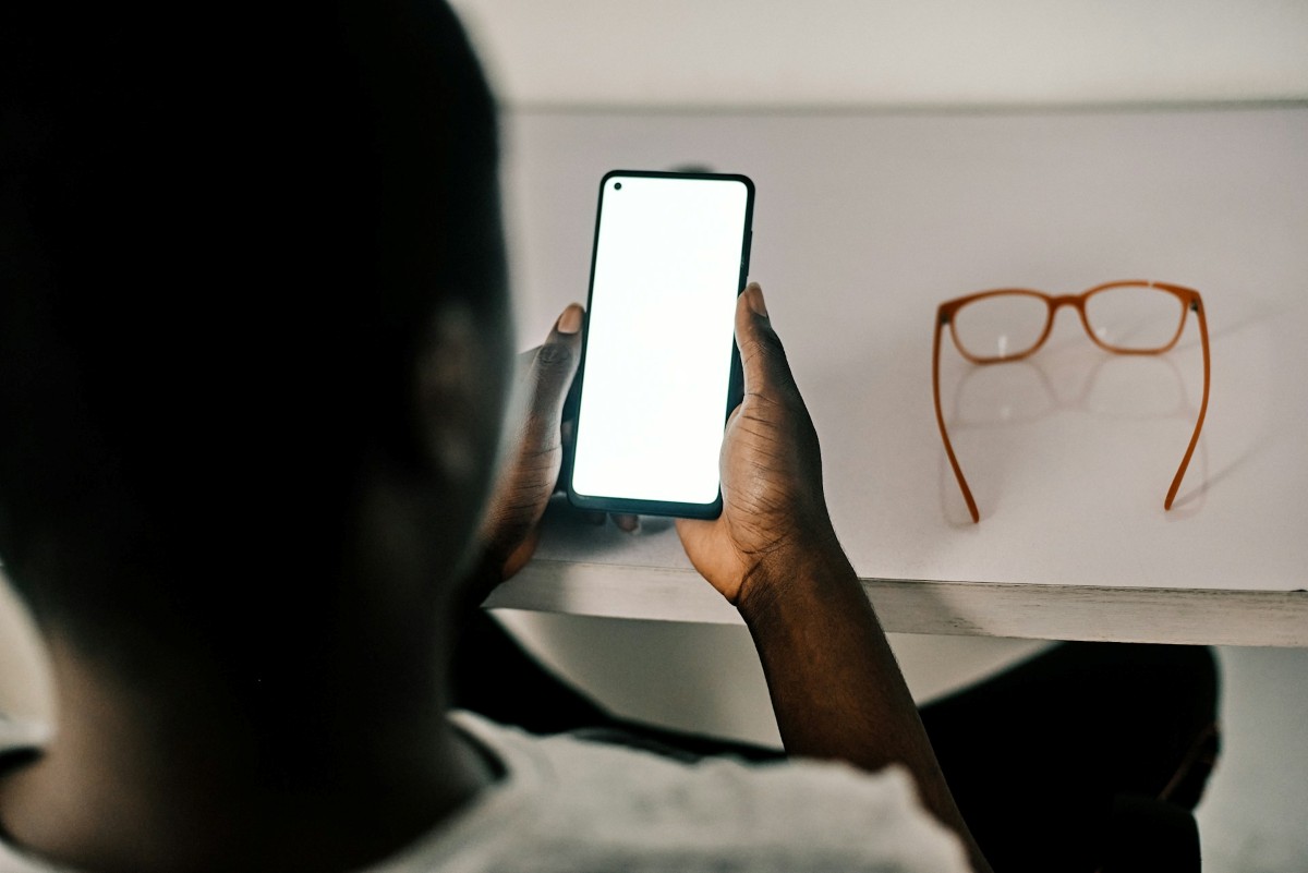 Ventajas de adaptar un móvil Android para personas con visión reducida