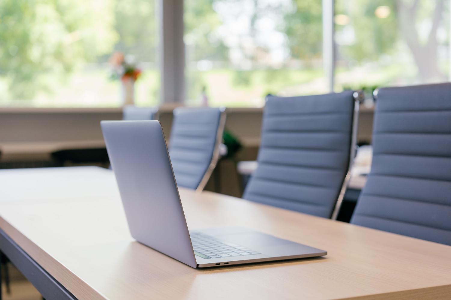 Espacio de trabajo utilizado para comparar diferentes modelos de inteligencia artificial