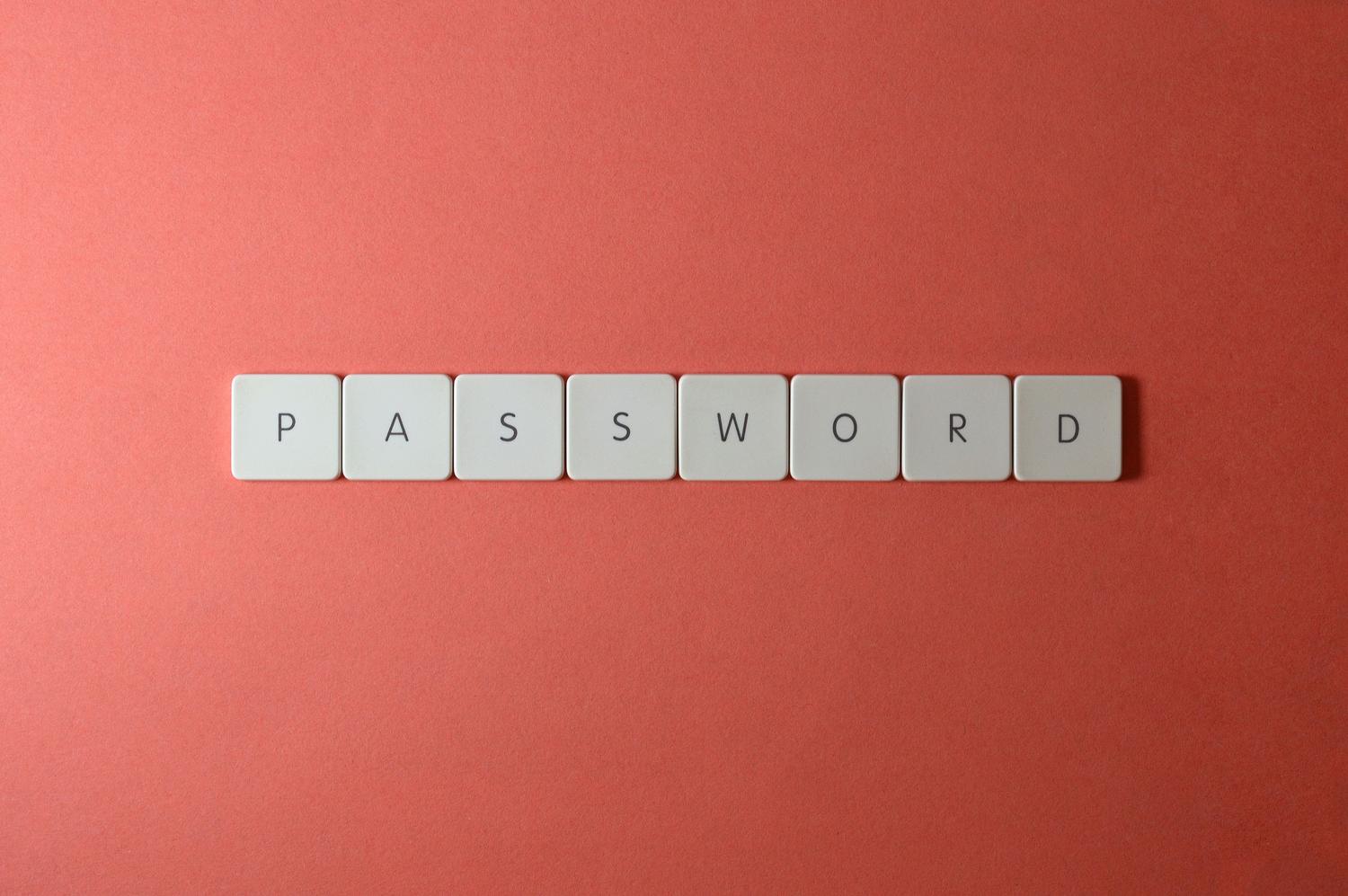 Teclas formando la palabra Password, representando la gestión de usuarios en Authentik y Authelia.