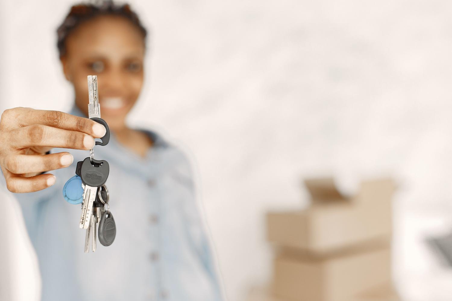Person holding keys recovered using a tracking system.