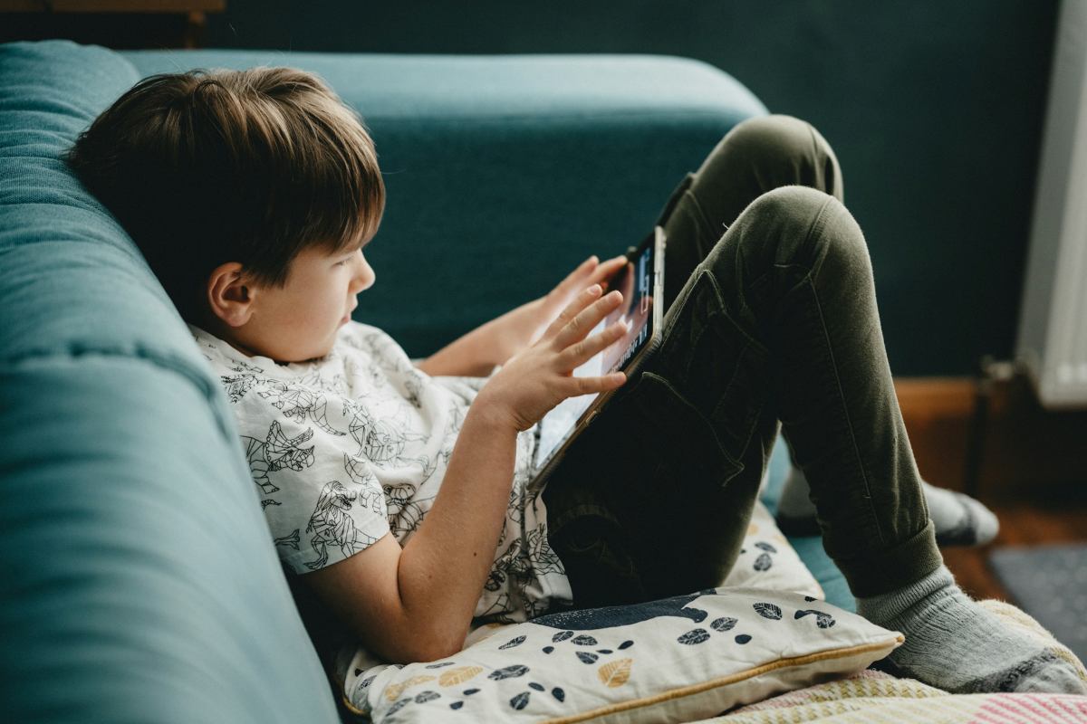 Por qué poner horarios diferentes a las apps de tus hijos en iOS 27