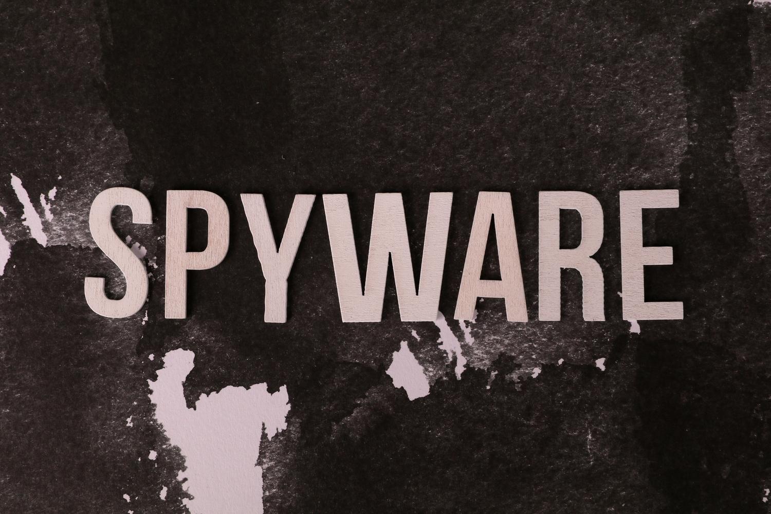 Referencia al spyware para representar la comprobación de archivos que suplantan a SecurityHealthSystray.exe.