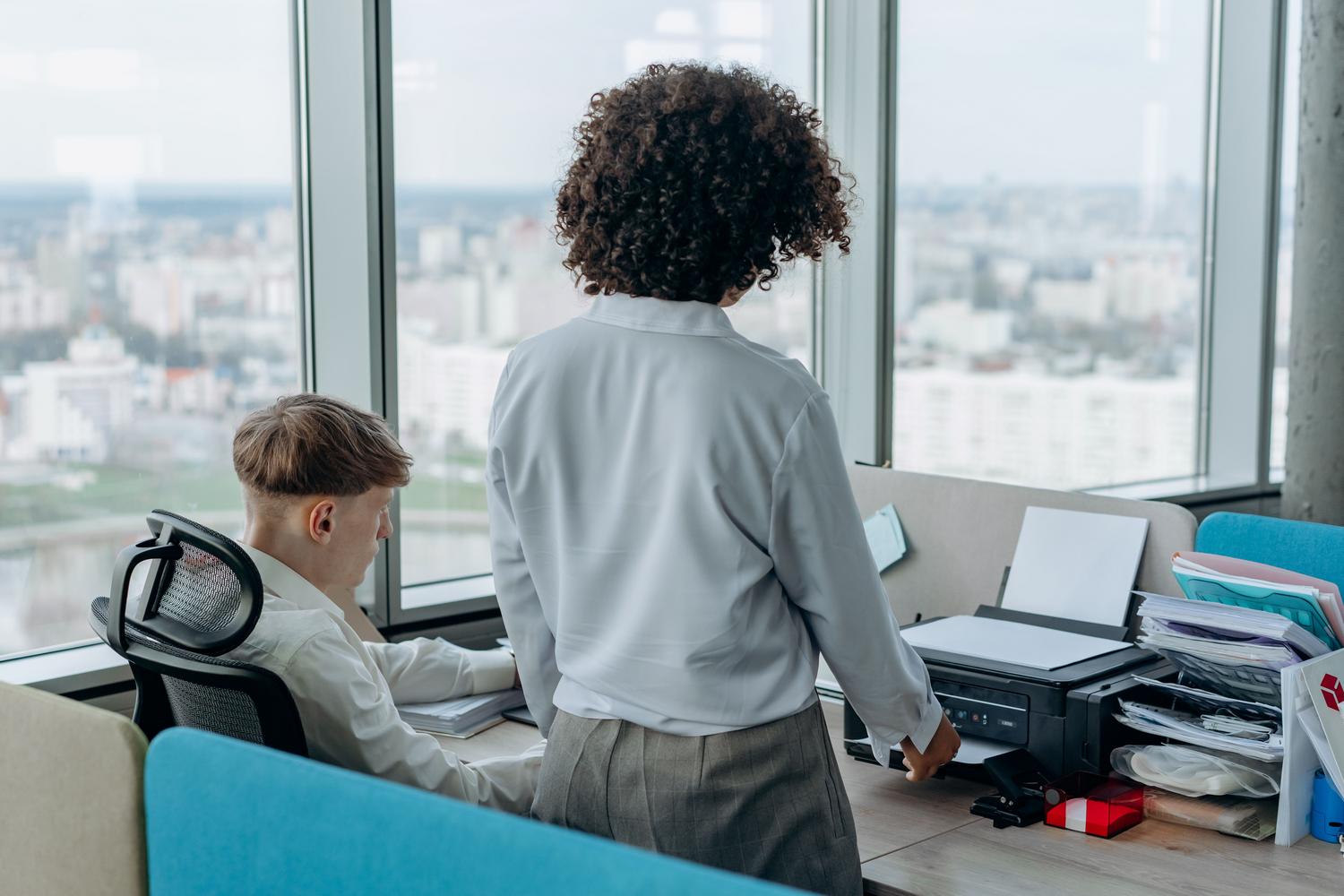 Impresora de oficina utilizada con Windows Ready Print y Windows Protected Print Mode.