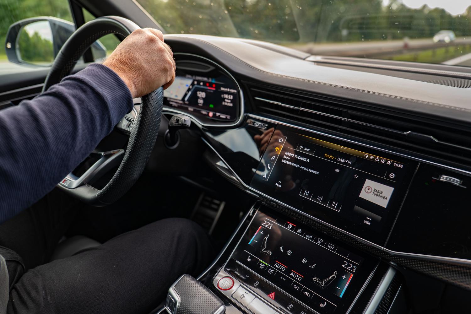 Cómo usar ChatGPT en CarPlay sin que Siri interfiera en los comandos de voz