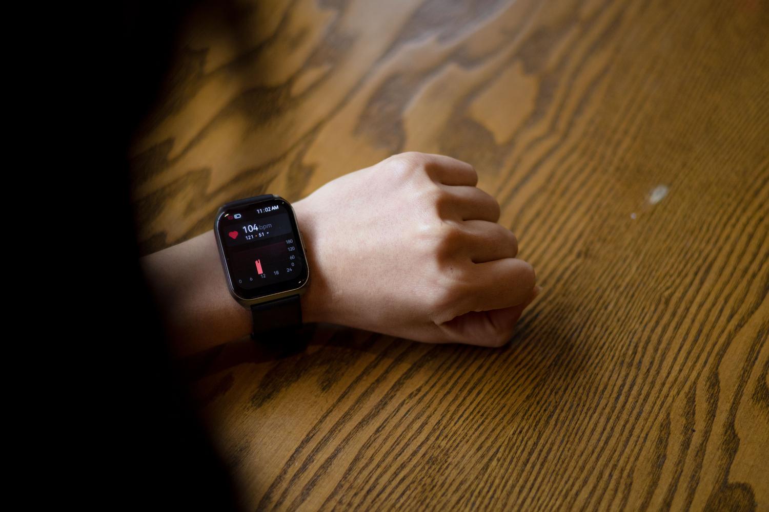 Por qué el coach de salud de Fitbit da recomendaciones genéricas aunque llevas meses con datos