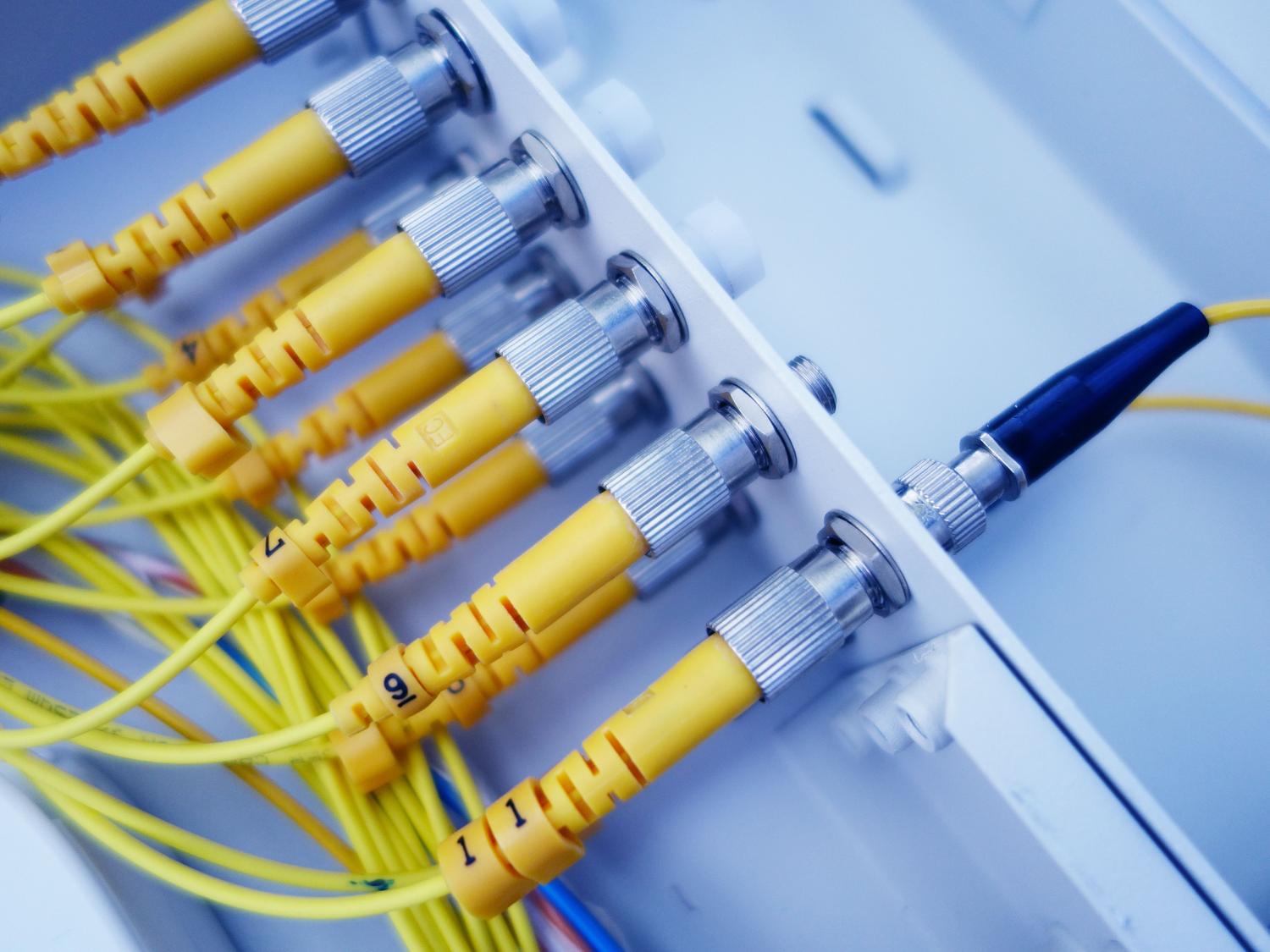 Conexiones de red utilizadas para comunicar equipos y servidores